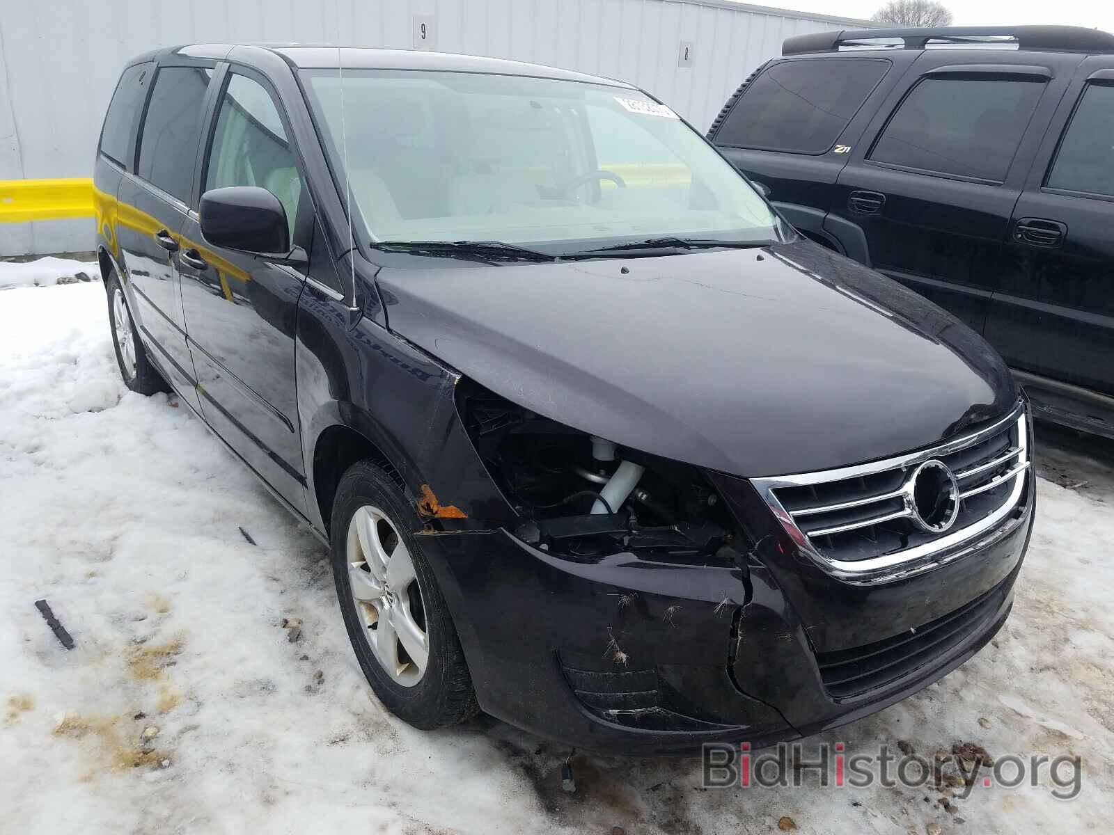 Photo 2V4RW3D12AR242585 - VOLKSWAGEN ROUTAN SE 2010