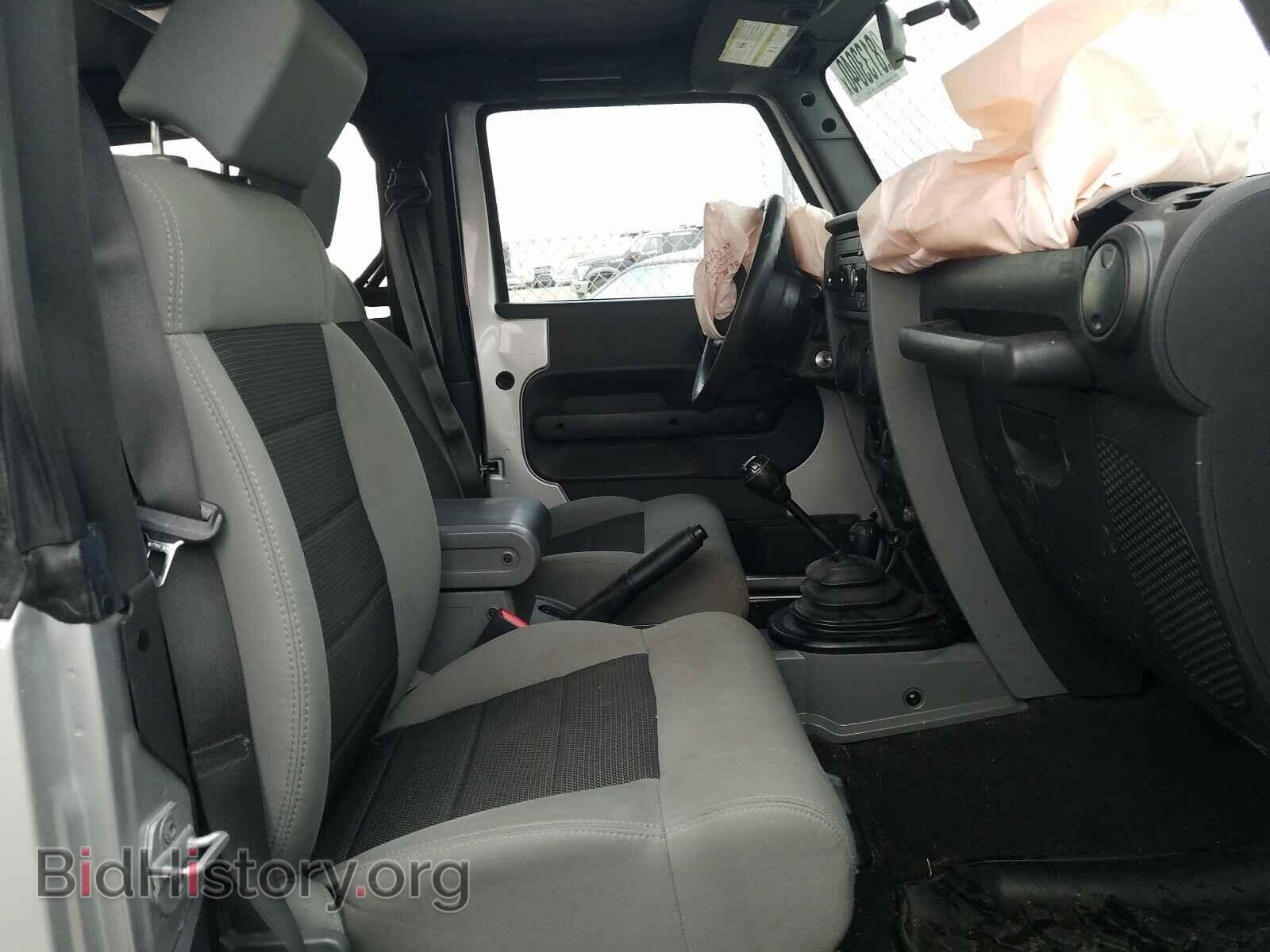 2010 JEEP WRANGLER - VIN: 1J4AA2D17AL207771 - Фото 5