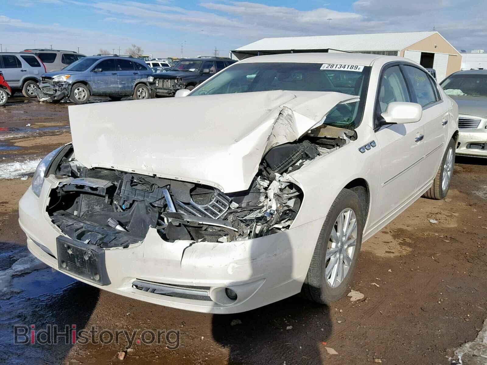 2011 BUICK LUCERNE - VIN: 1G4HC5EM6BU141360 - Фото 2