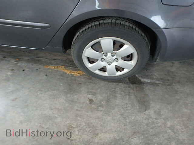 2007 KIA OPTIMA - VIN: KNAGE123075131033 - Фото 9
