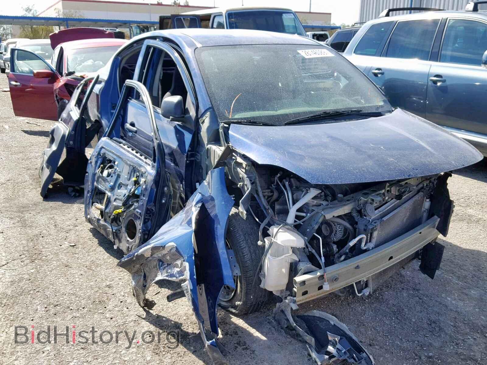 Фотография  - NISSAN VERSA 2012
