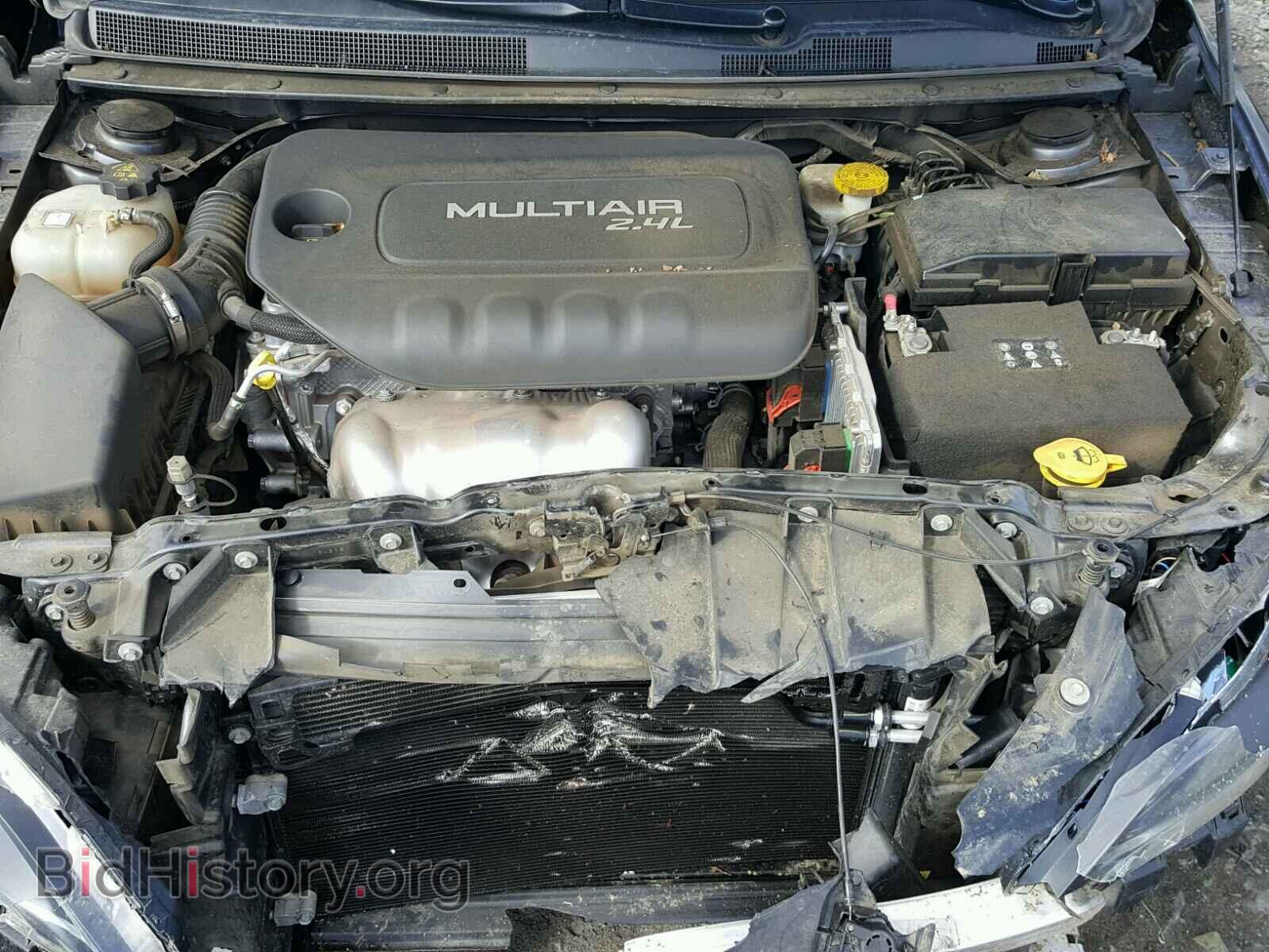 2016 CHRYSLER 200 - VIN: 1C3CCCAB0GN111994 - Photo 7