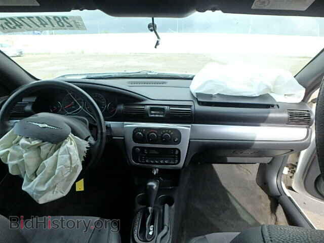 2005 CHRYSLER SEBRING - VIN: 1C3EL55R85N538610 - Фото 9