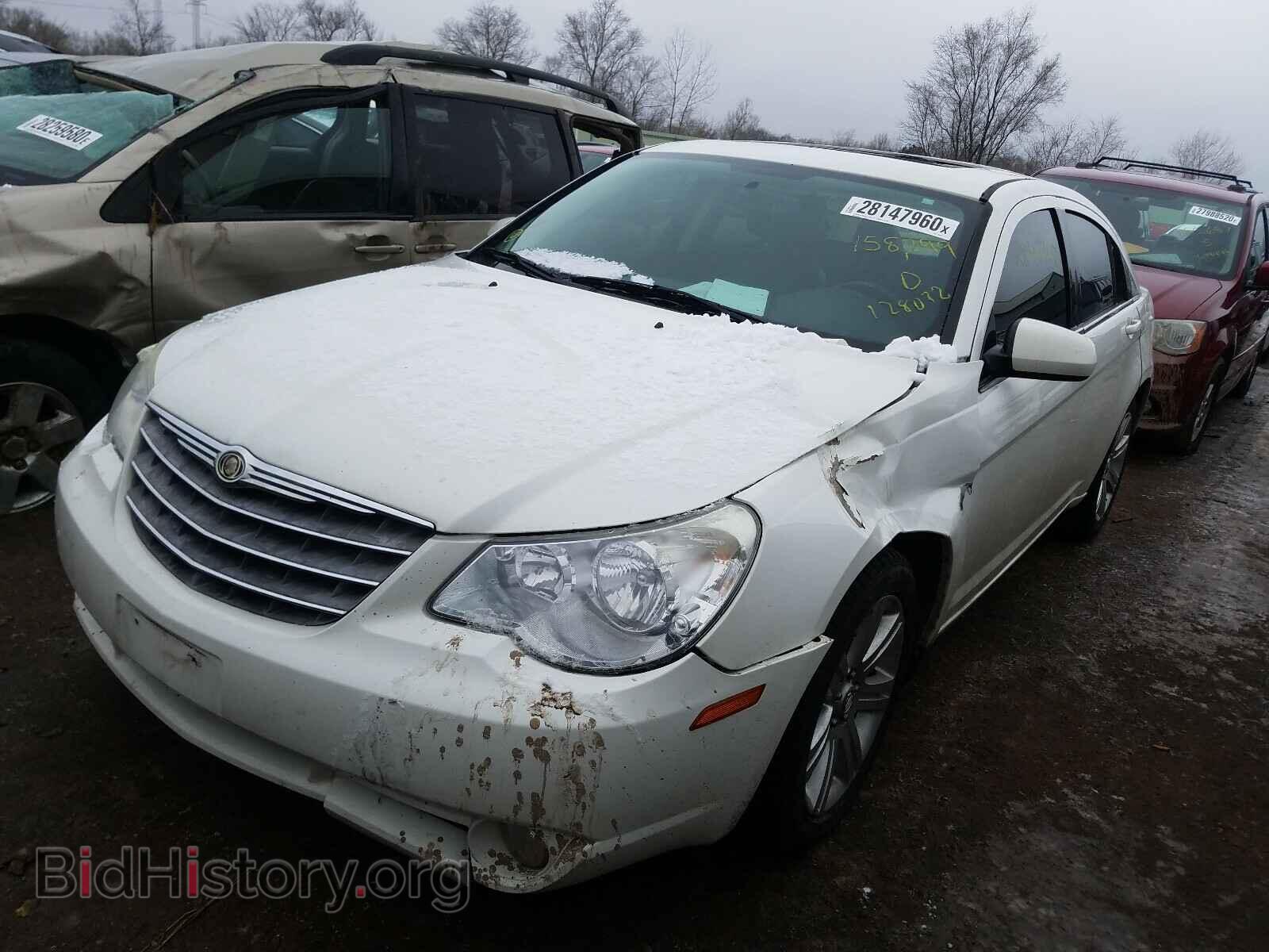 2010 CHRYSLER SEBRING - VIN: 1C3CC5FV9AN128072 - Фото 2