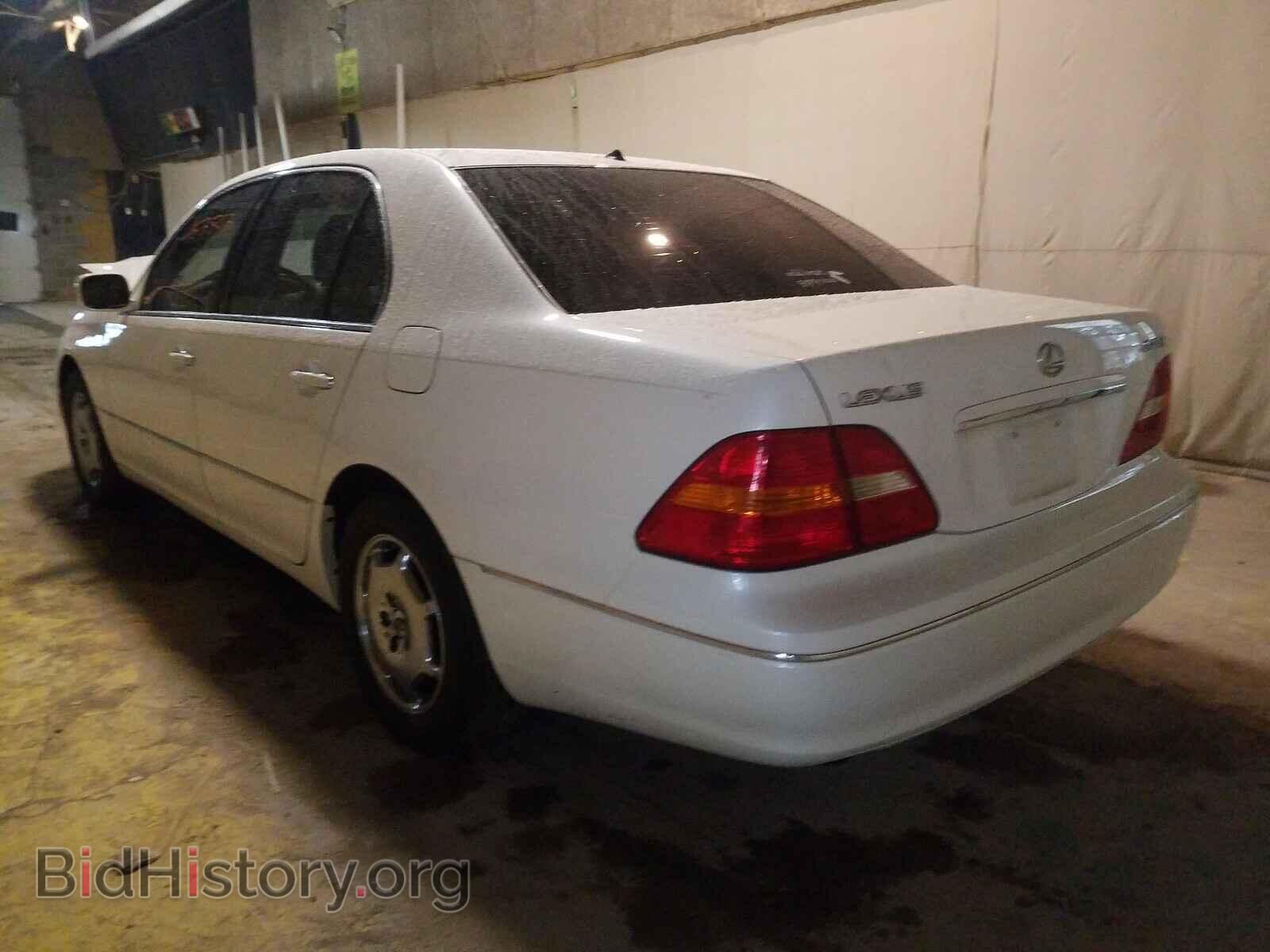 2002 LEXUS LS430 - VIN: JTHBN30F720082620 - Photo 3