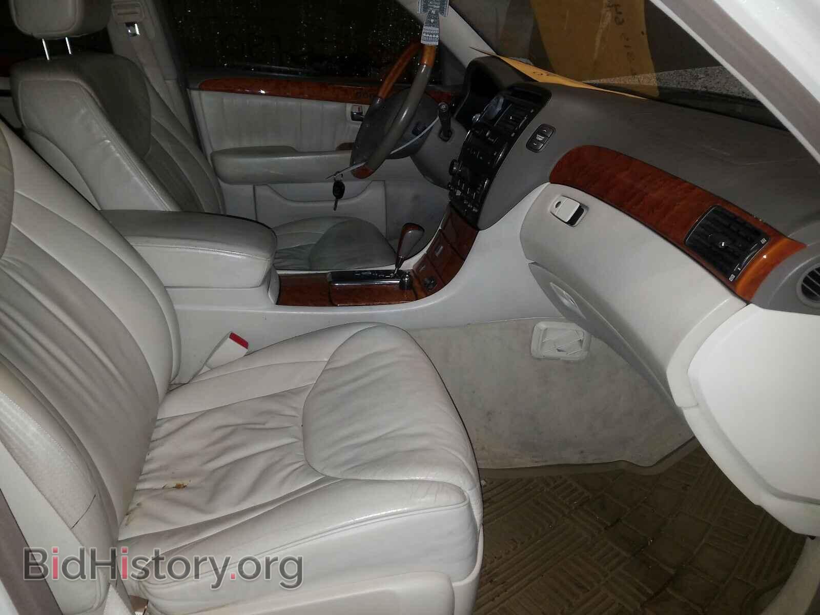 2002 LEXUS LS430 - VIN: JTHBN30F720082620 - Photo 5