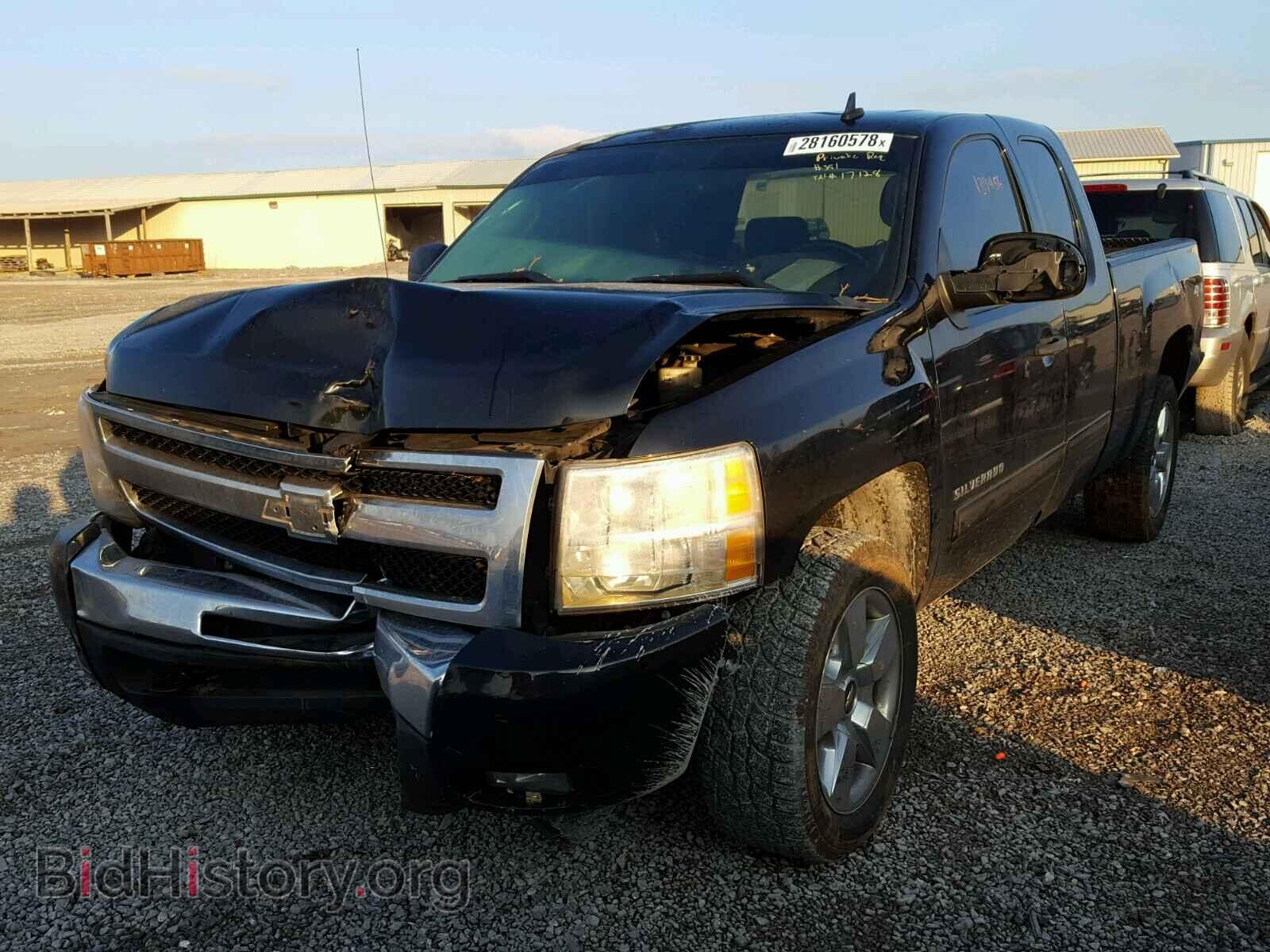 2011 CHEVROLET SILVERADO - VIN: 1GCRKSE3XBZ159655 - Фото 2