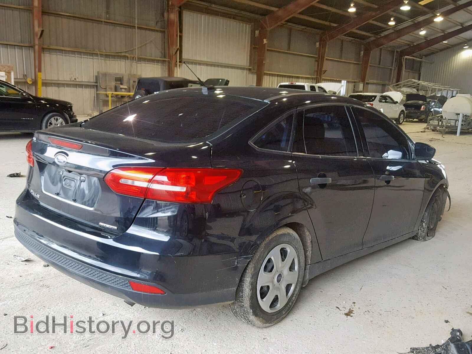 2016 FORD FOCUS - VIN: 1FADP3E28GL381913 - Photo 4