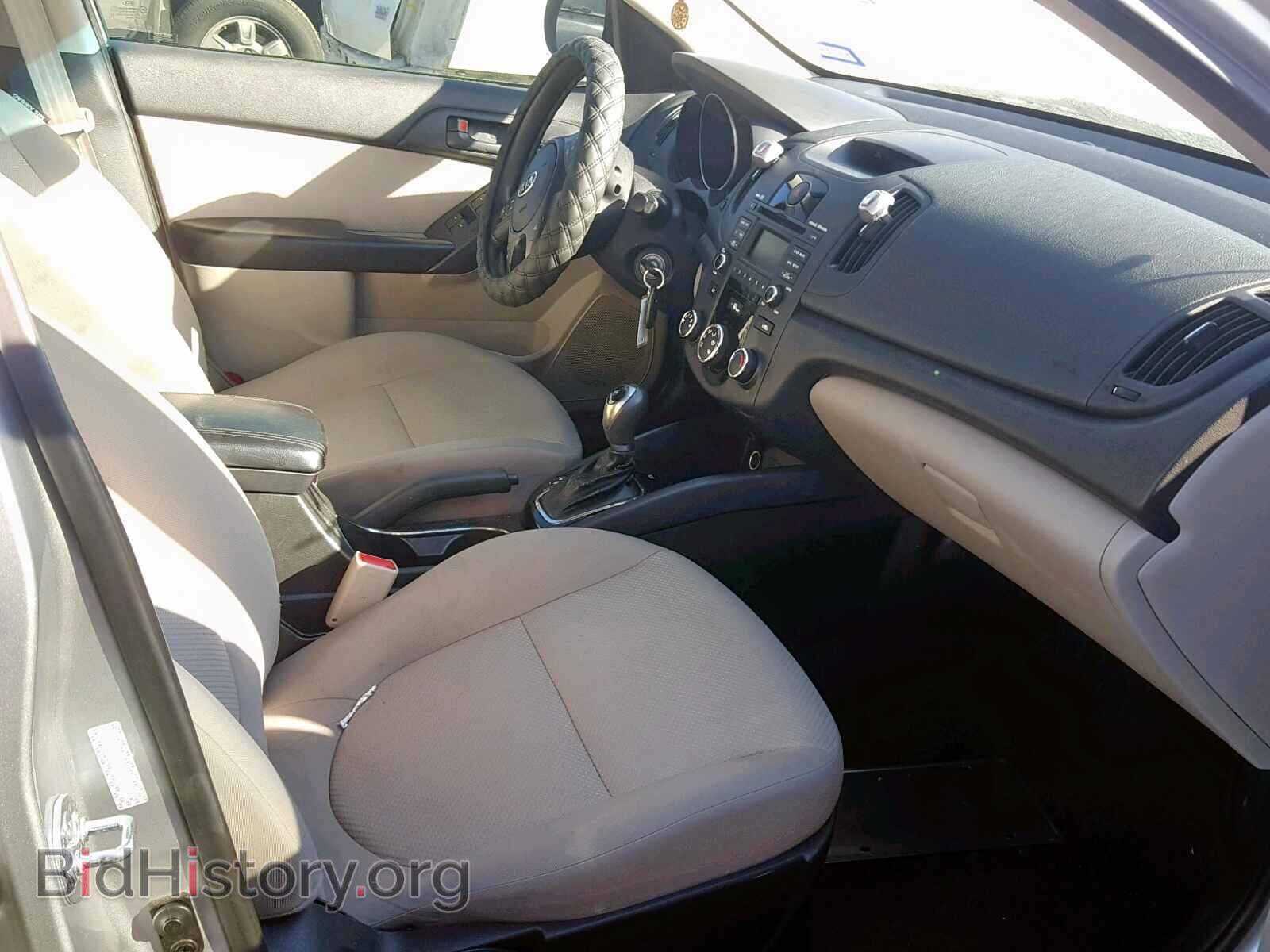 2011 KIA FORTE - VIN: KNAFU4A25B5418207 - Фото 5