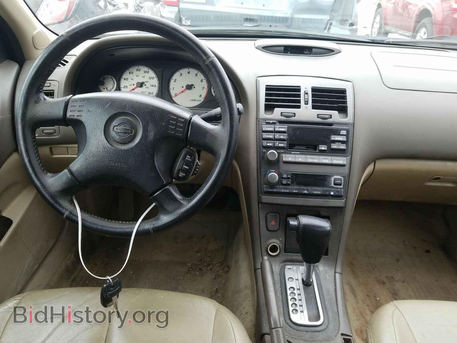 2000 NISSAN MAXIMA - VIN: JN1CA31AXYT025343 - Photo 9