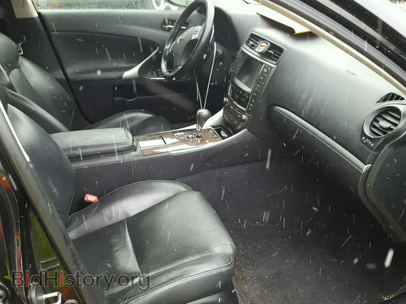 2011 LEXUS IS250 - VIN: JTHCF5C29B5047215 - Photo 5