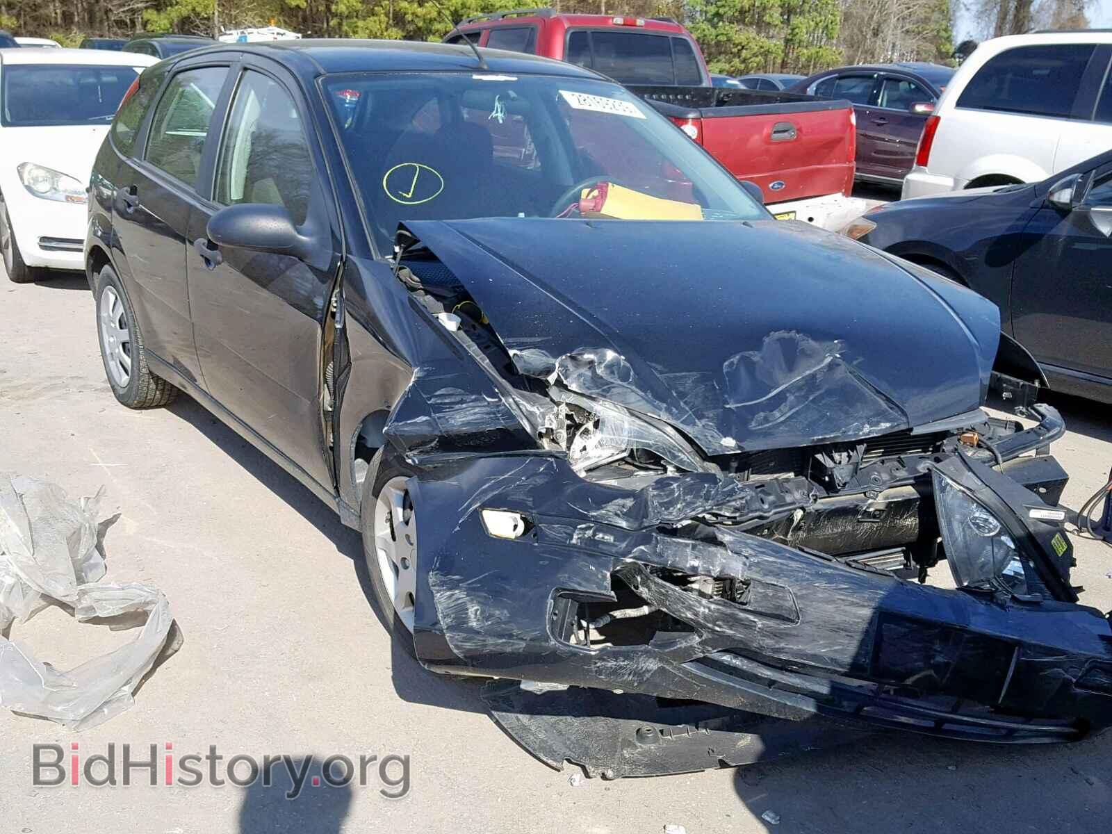 Photo 3FAFP37N95R140067 - FORD FOCUS 2005