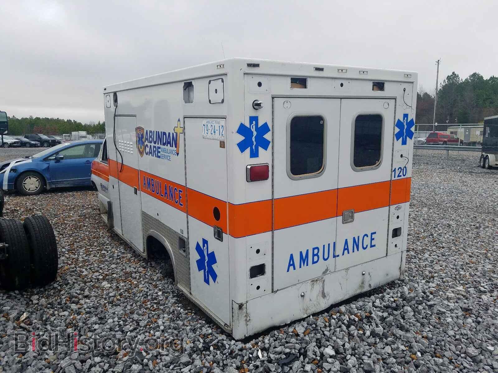 2006 FORD ECONOLINE - VIN: 1FDSE35PX6DA80941 - Photo 3
