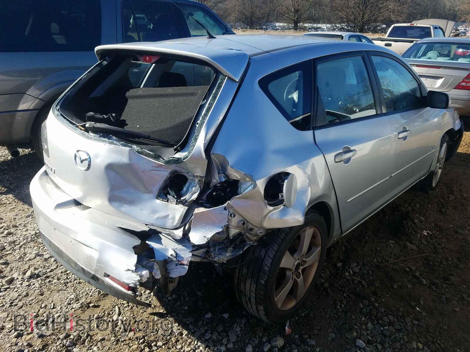2005 MAZDA 3 HATCHBAC - VIN: JM1BK343651289928 - Фото 4