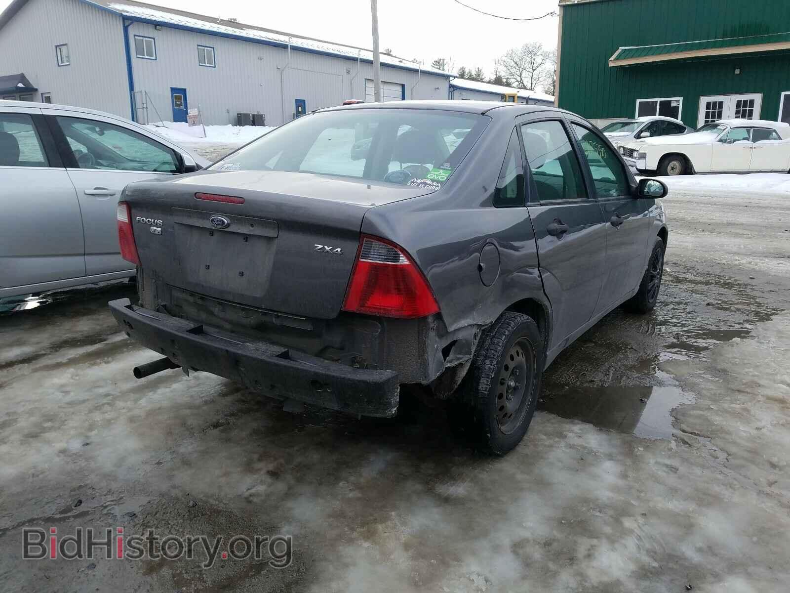 2006 FORD FOCUS - VIN: 1FAFP34N96W141688 - Фото 4