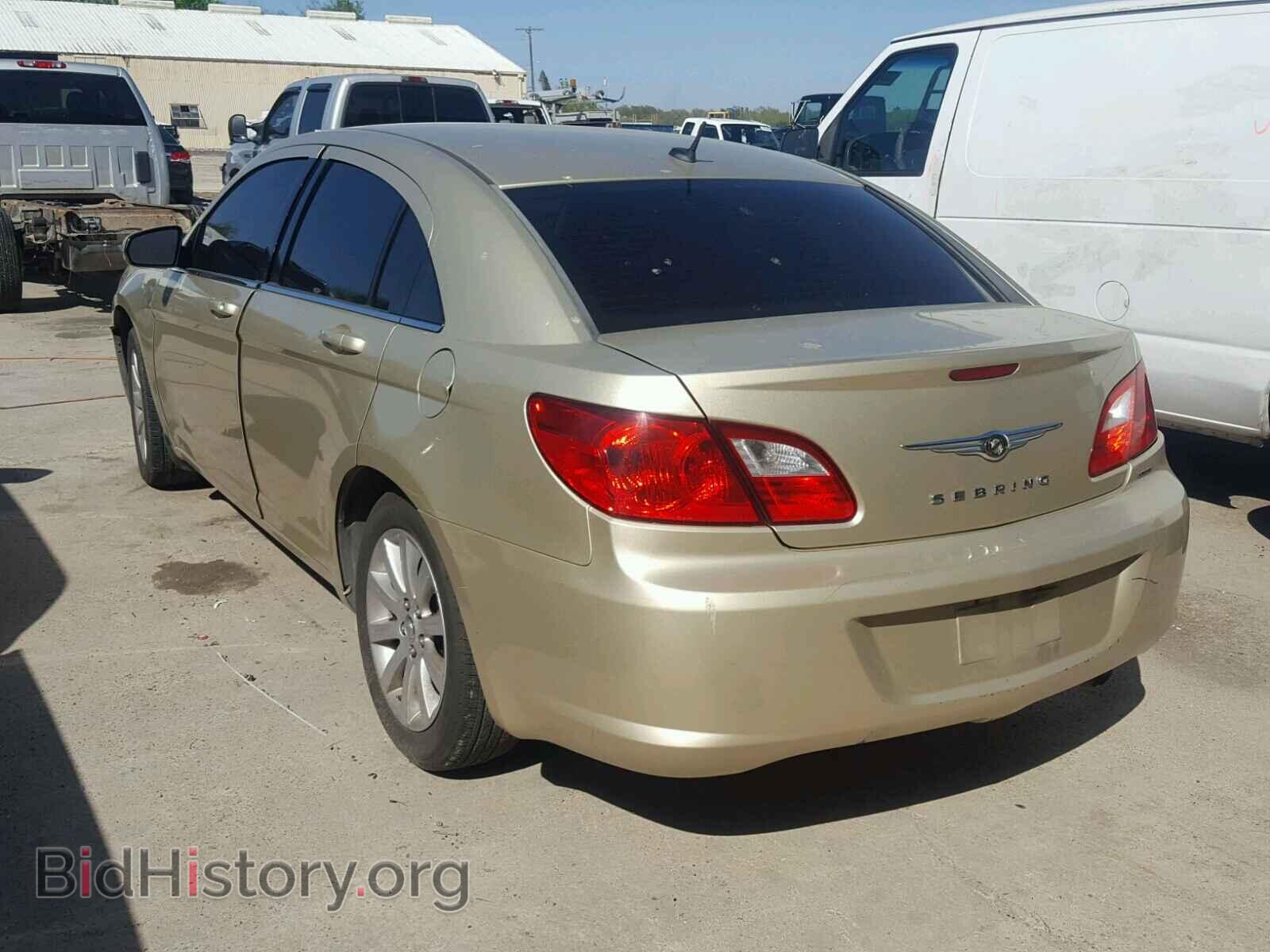 2010 CHRYSLER SEBRING - VIN: 1C3CC5FB4AN212645 - Photo 3