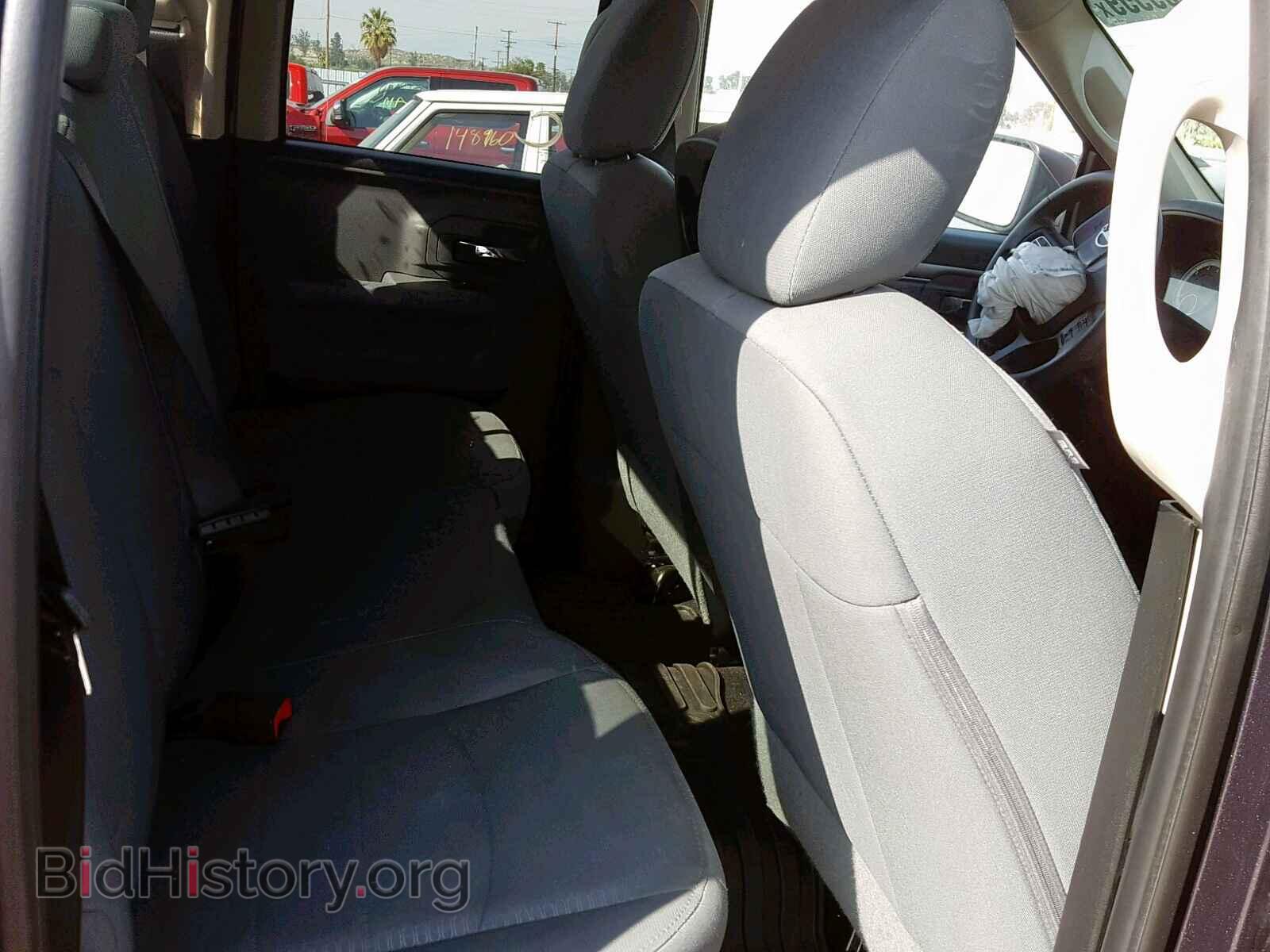 2017 RAM 1500 SLT - VIN: 1C6RR6GT3HS513007 - Фото 6