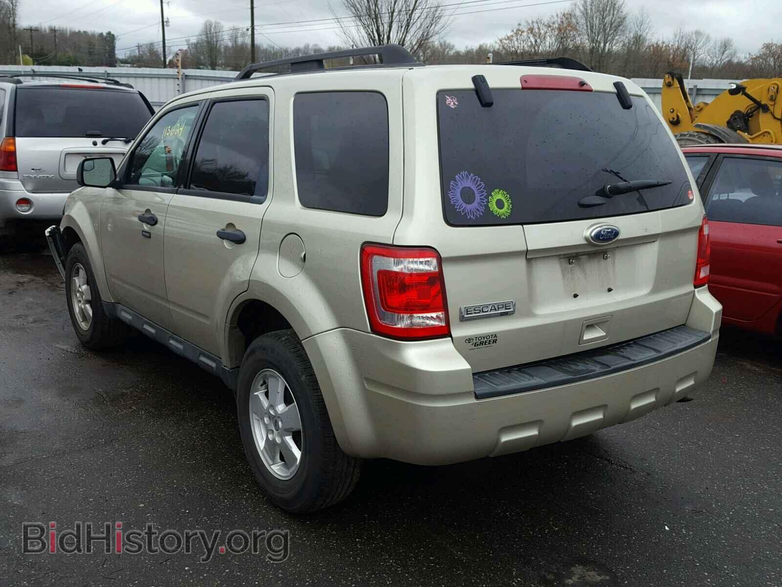 2011 FORD ESCAPE - VIN: 1FMCU0D7XBKC21701 - Фото 3