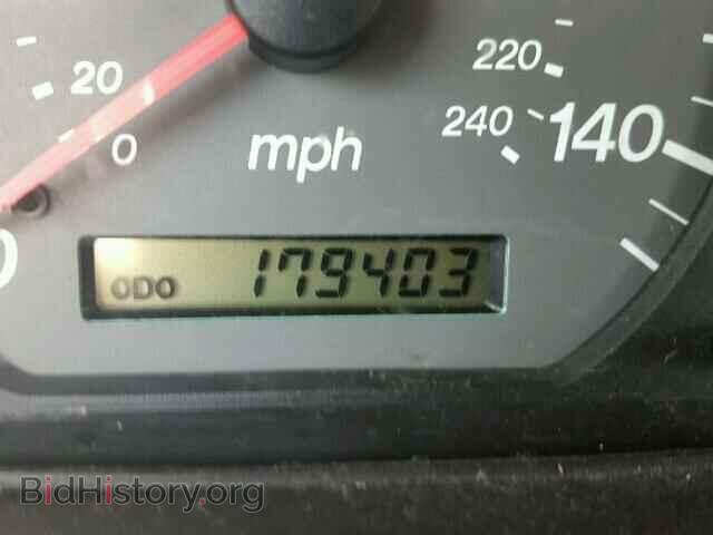 2000 MAZDA 626 - VIN: 1YVGF22C8Y5137664 - Фото 8