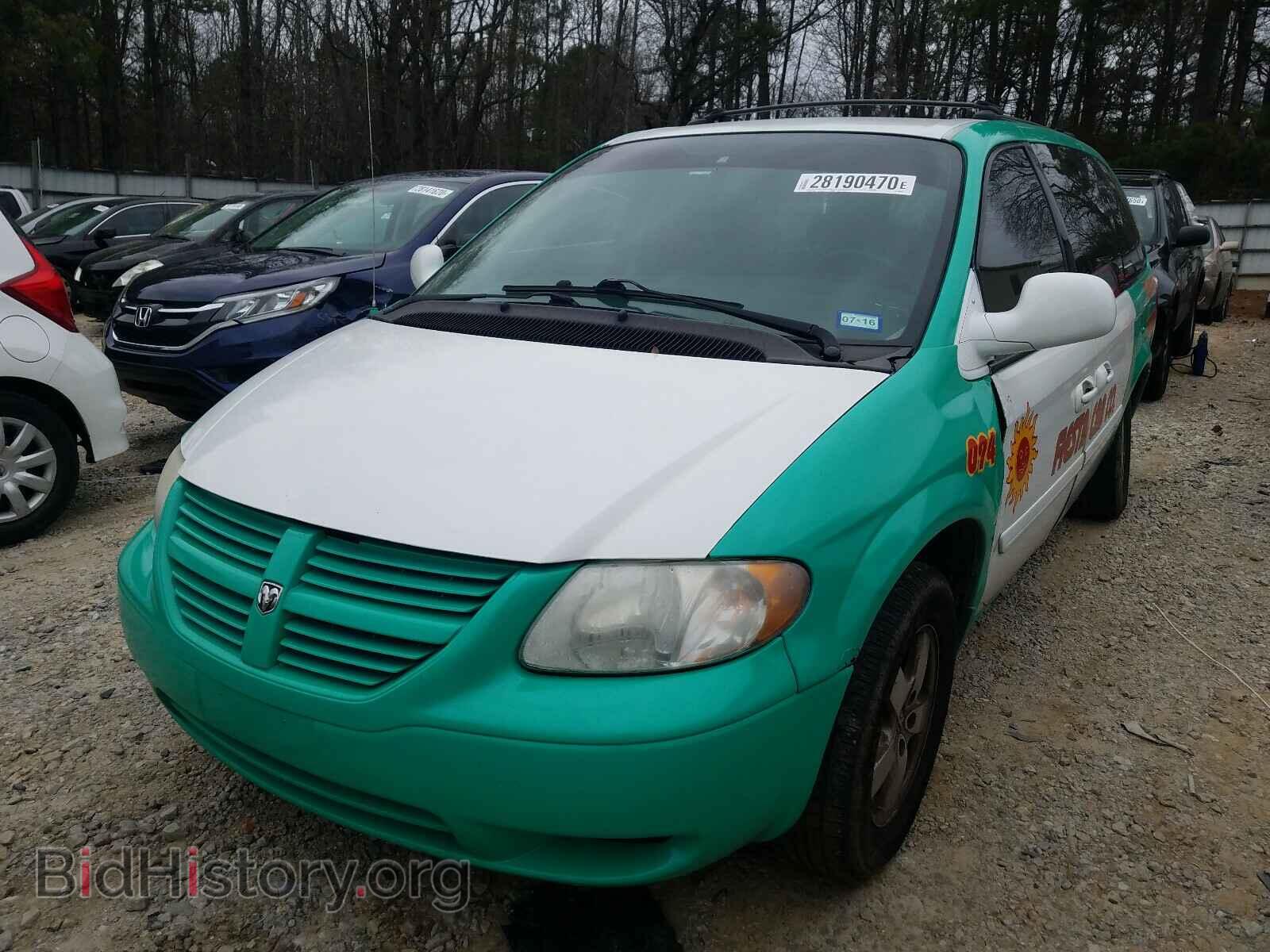 2005 DODGE CARAVAN - VIN: 2D4GP44L75R564606 - Фото 2