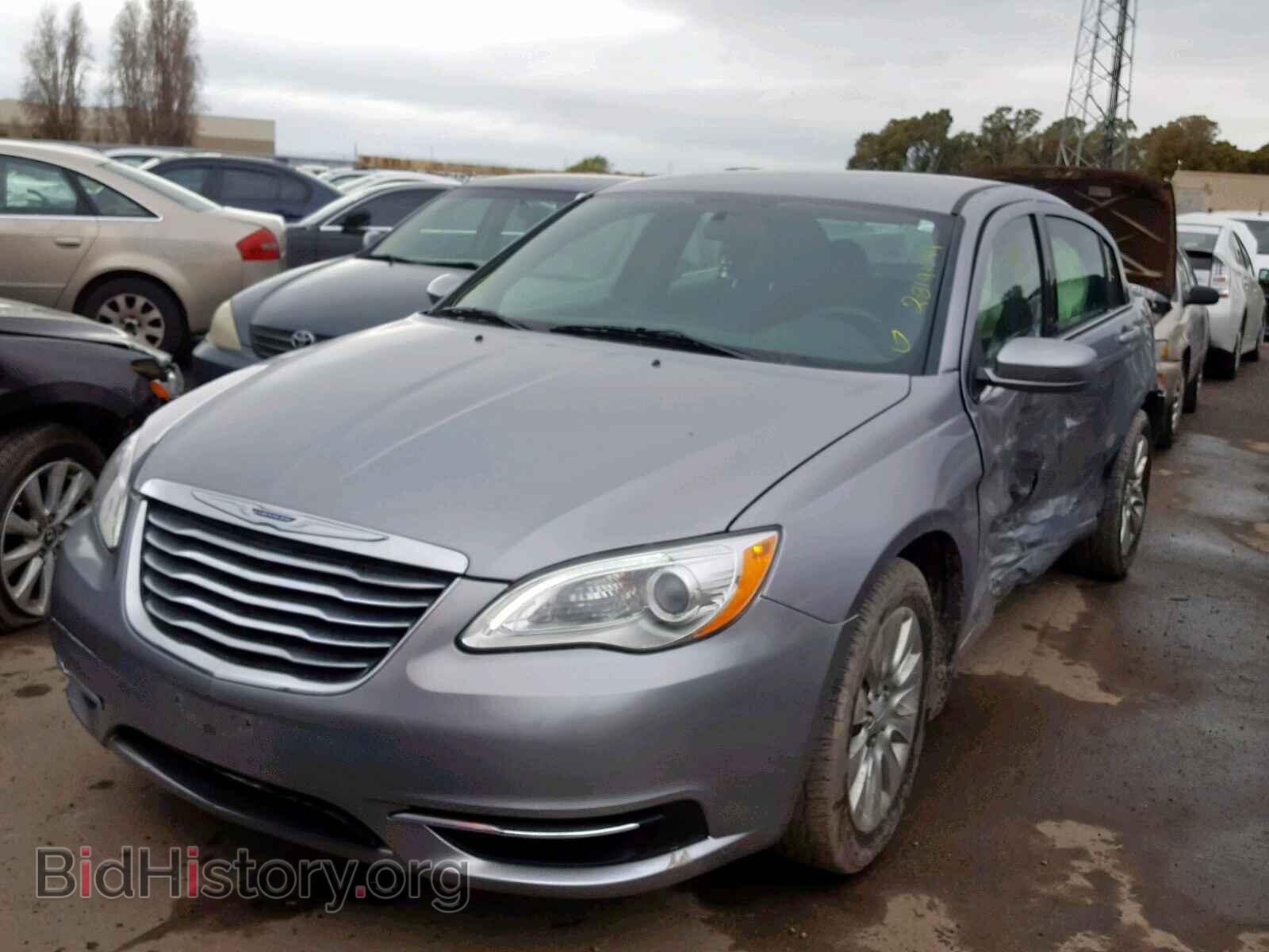 2014 CHRYSLER 200 - VIN: 1C3CCBABXEN213083 - Фото 2