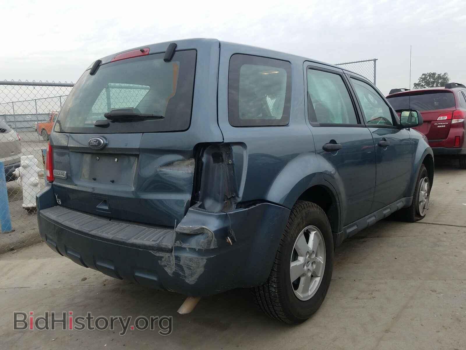 2011 FORD ESCAPE - VIN: 1FMCU0C73BKB91460 - Фото 4