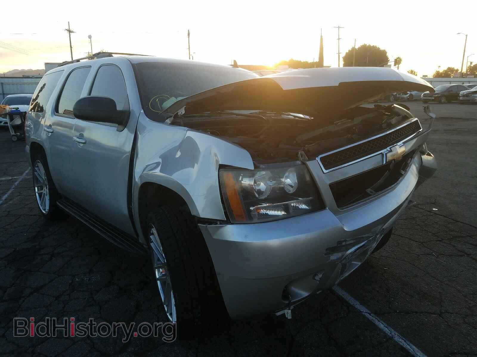 Photo 1GNMCBE36AR243274 - CHEVROLET TAHOE 2010