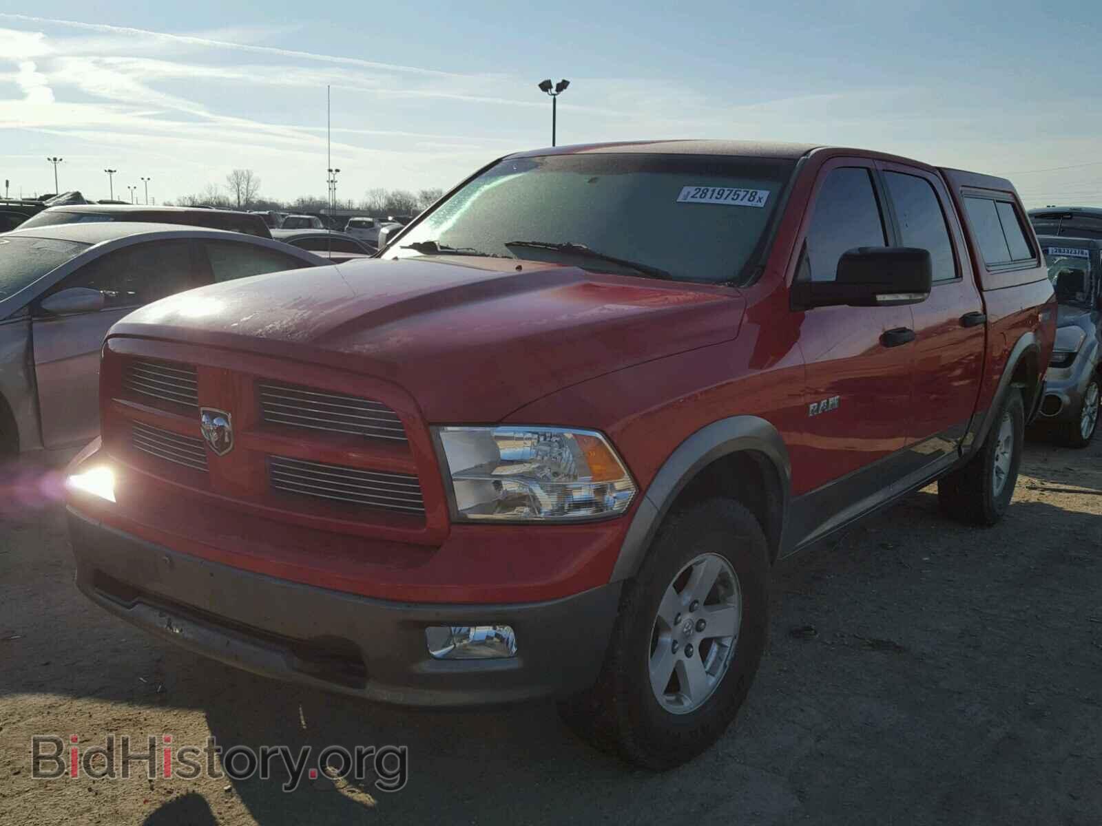 2010 DODGE RAM 1500 - VIN: 1D7RV1CP7AS163926 - Фото 2