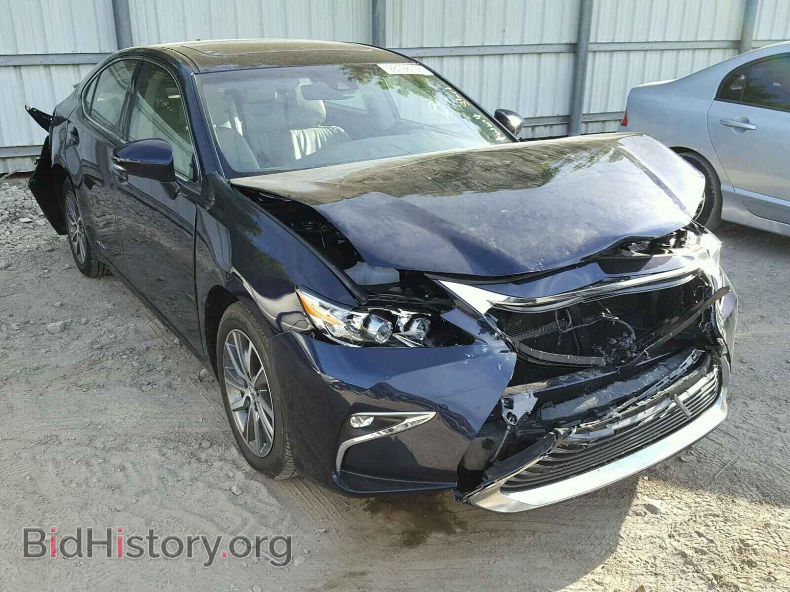 Photo JTHBW1GG6H2146174 - LEXUS ES300 2017