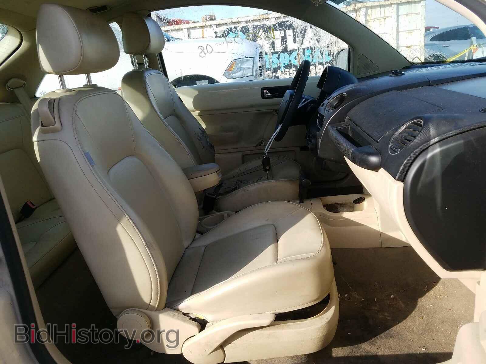 2008 VOLKSWAGEN BEETLE - VIN: 3VWPG31C68M506605 - Фото 5