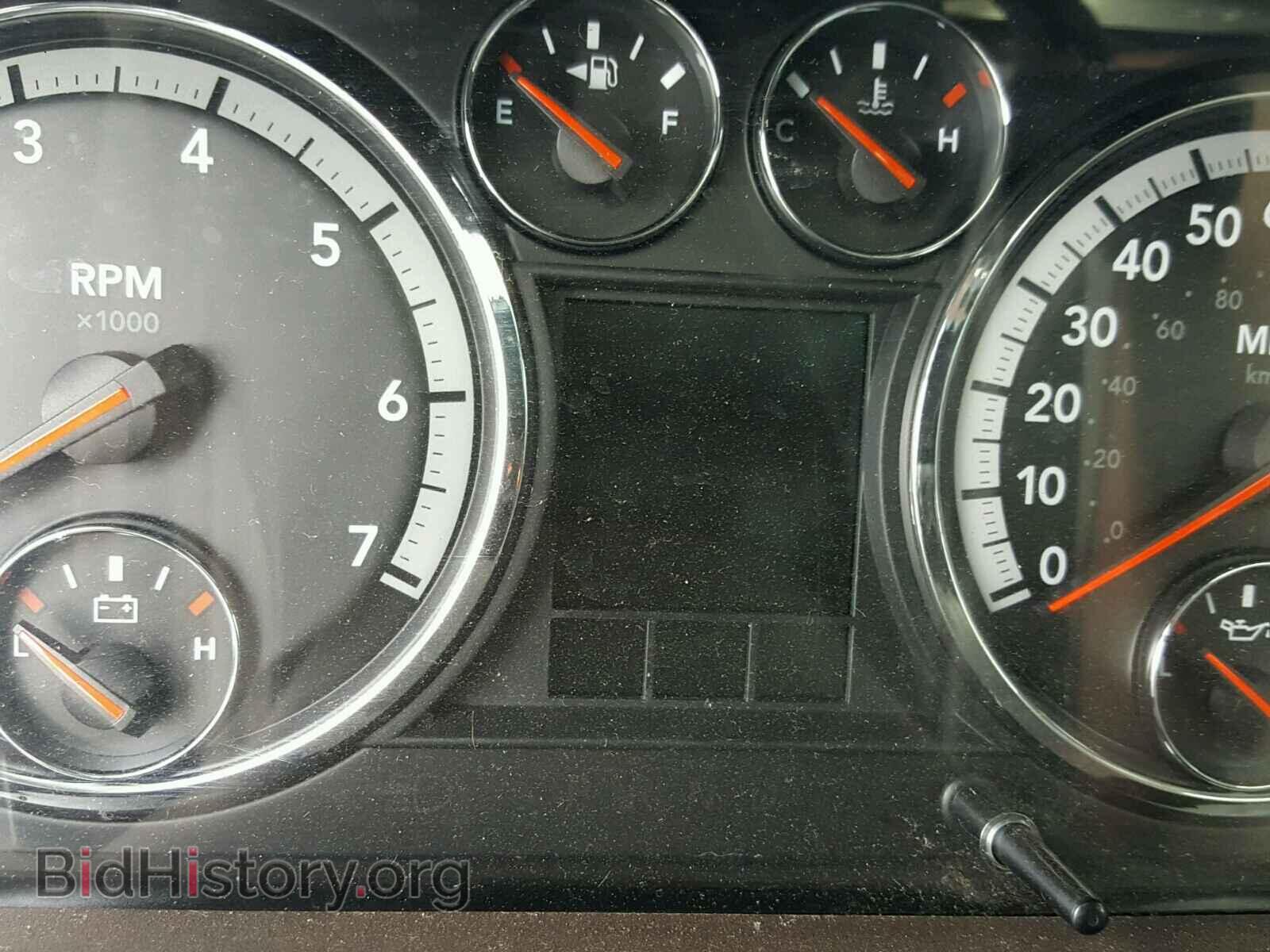 2010 DODGE RAM 1500 - VIN: 1D7RV1CT3AS129687 - Фото 8