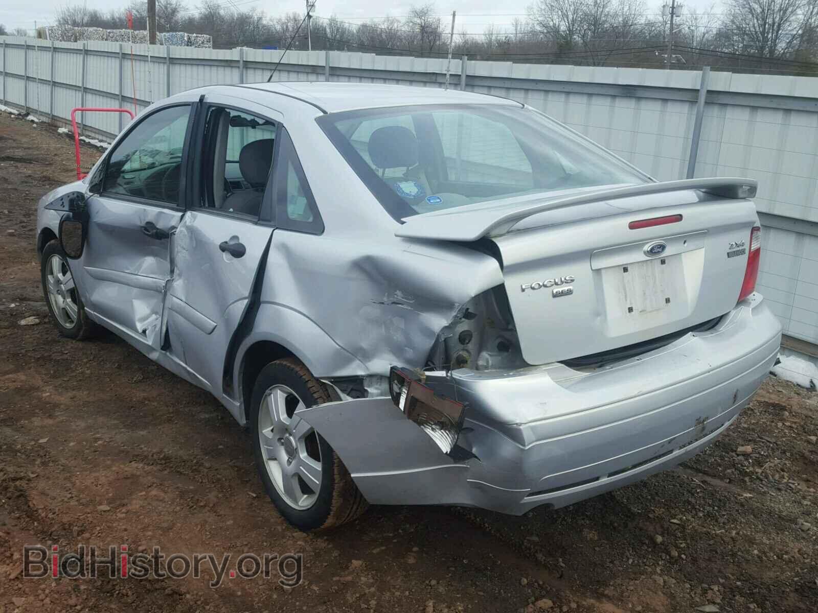 2005 FORD FOCUS - VIN: 1FAHP34N65W242730 - Фото 3