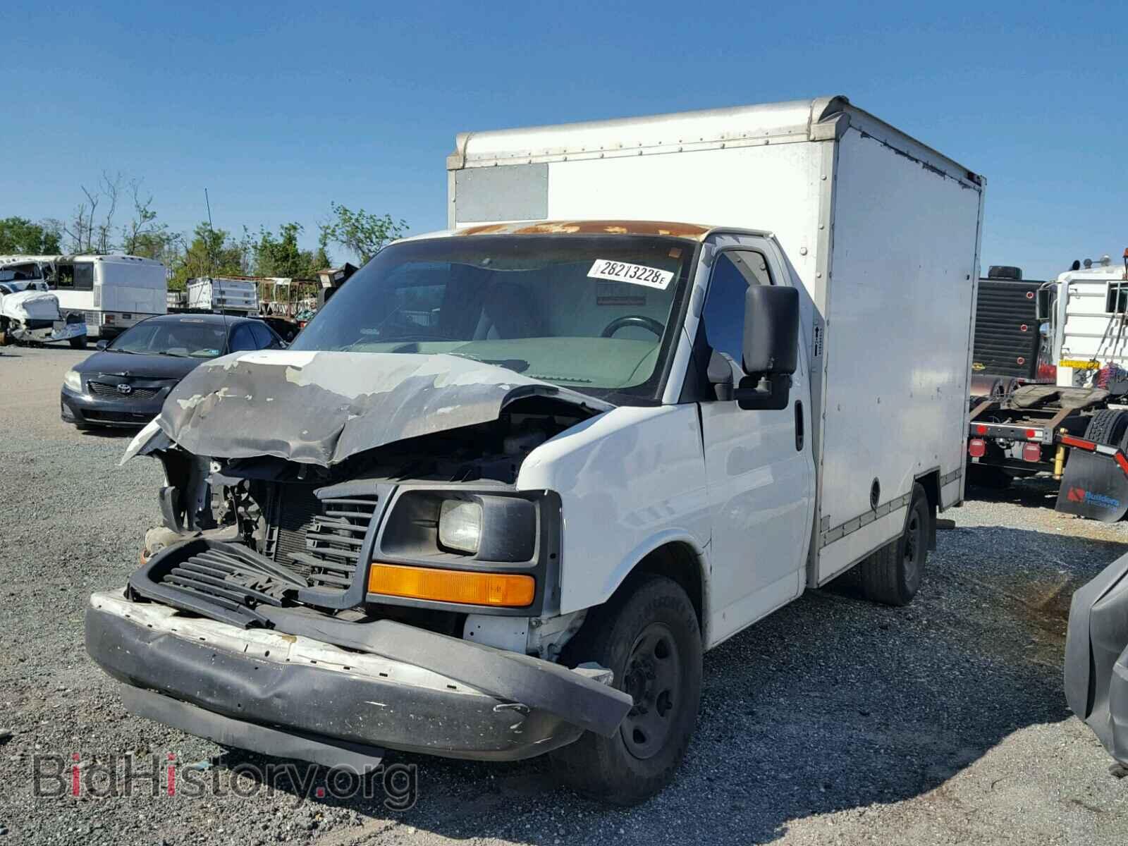 2003 GMC SAVANA - VIN: 1GDGG31V131904679 - Фото 2