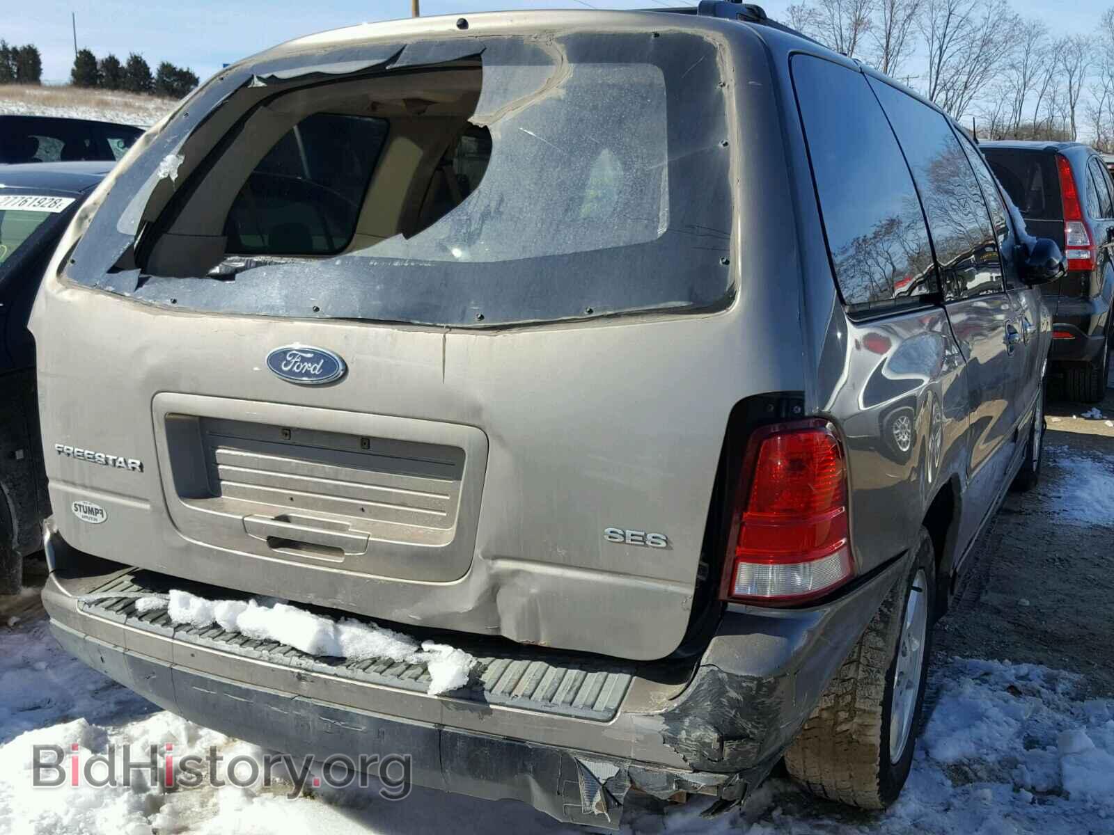2004 FORD FREESTAR - VIN: 2FMZA57634BB04736 - Фото 4