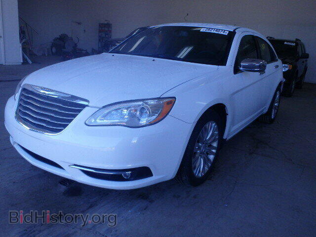 2013 CHRYSLER 200 - VIN: 1C3CCBCG9DN747165 - Фото 2