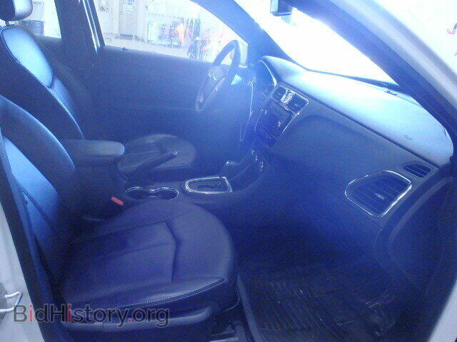 2013 CHRYSLER 200 - VIN: 1C3CCBCG9DN747165 - Фото 5