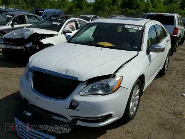 2014 CHRYSLER 200 - VIN: 1C3CCBCGXEN172530 - Фото 2