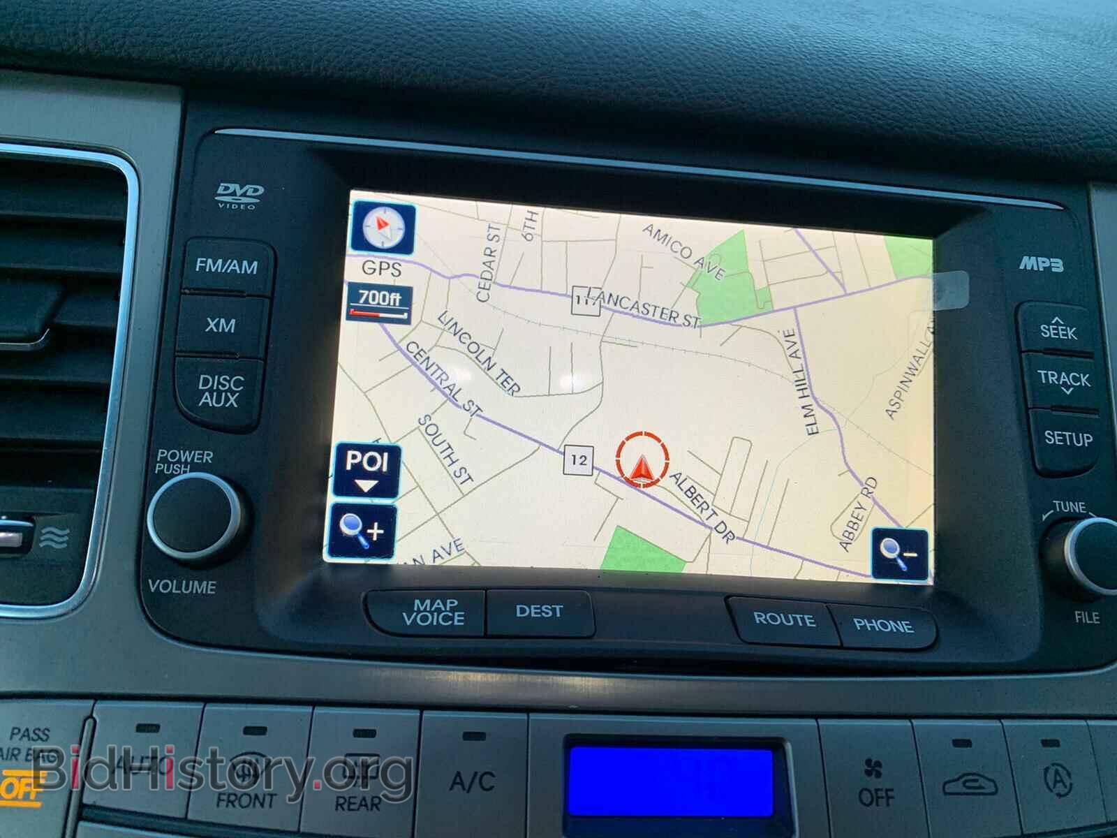 2012 HYUNDAI GENESIS - VIN: KMHGC4DD9CU184390 - Фото 8