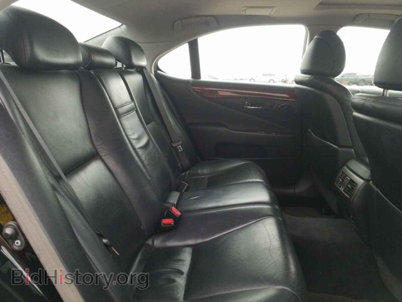 2007 Lexus LS460 (VIN JTHBL46FX75043680) — фото 6 из 10