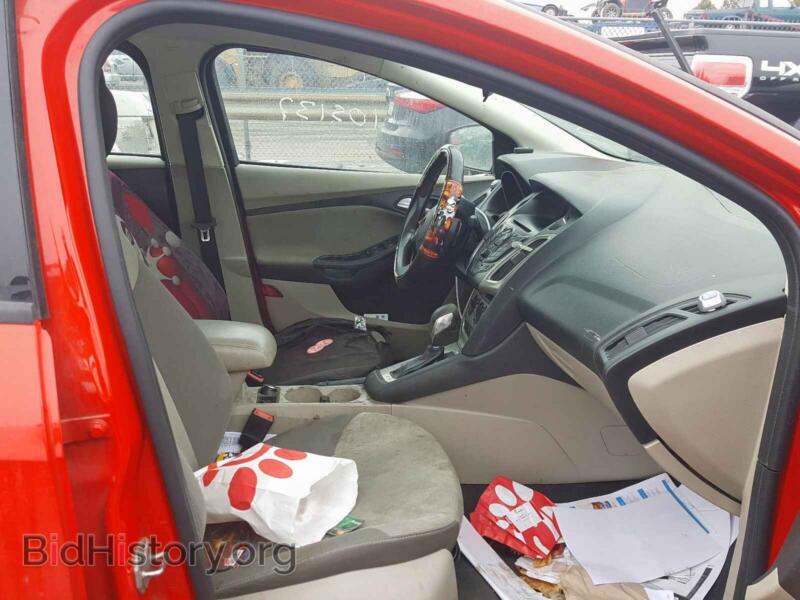 2013 Ford FOCUS (VIN 1FADP3F25DL364206) — photo 5 of 10
