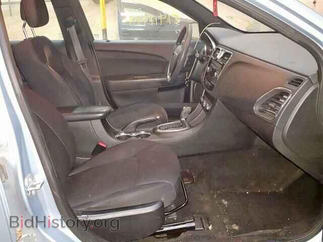 2013 CHRYSLER 200 - VIN: 1C3CCBAB6DN620851 - Фото 5