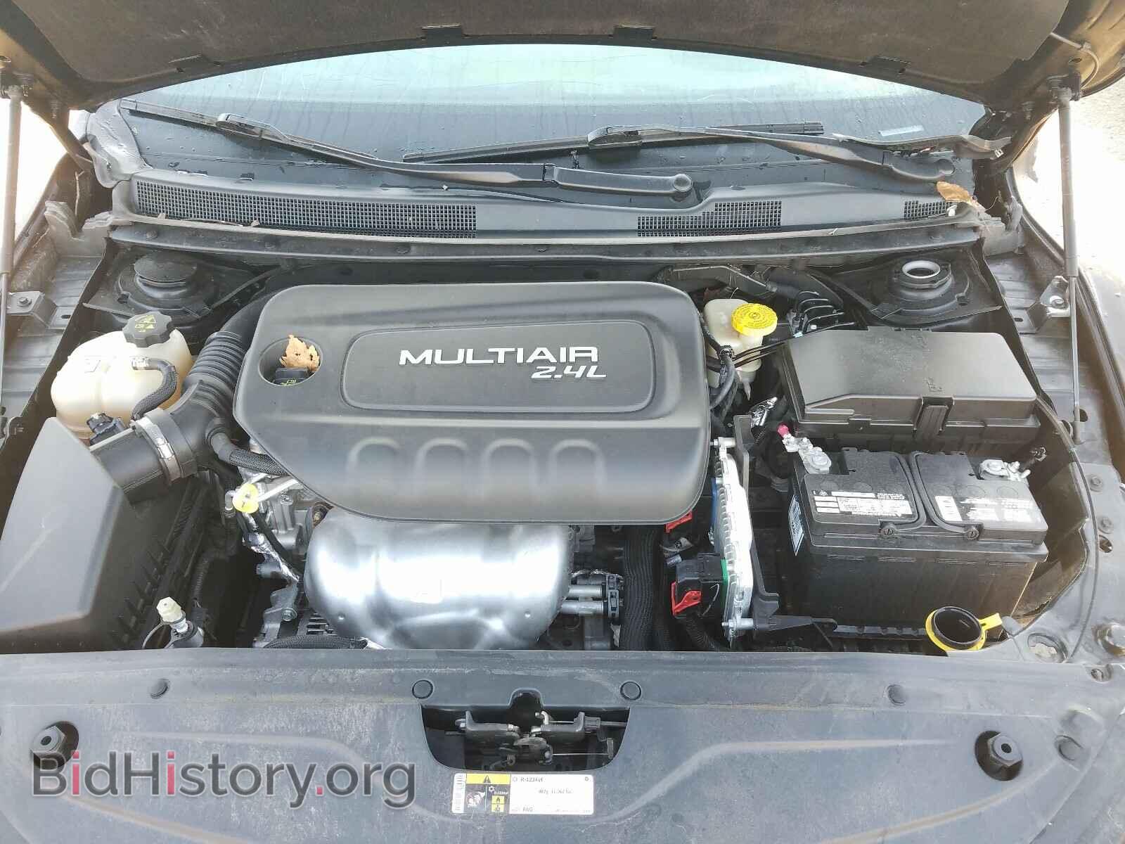 2016 CHRYSLER 200 - VIN: 1C3CCCBB4GN162333 - Фото 7