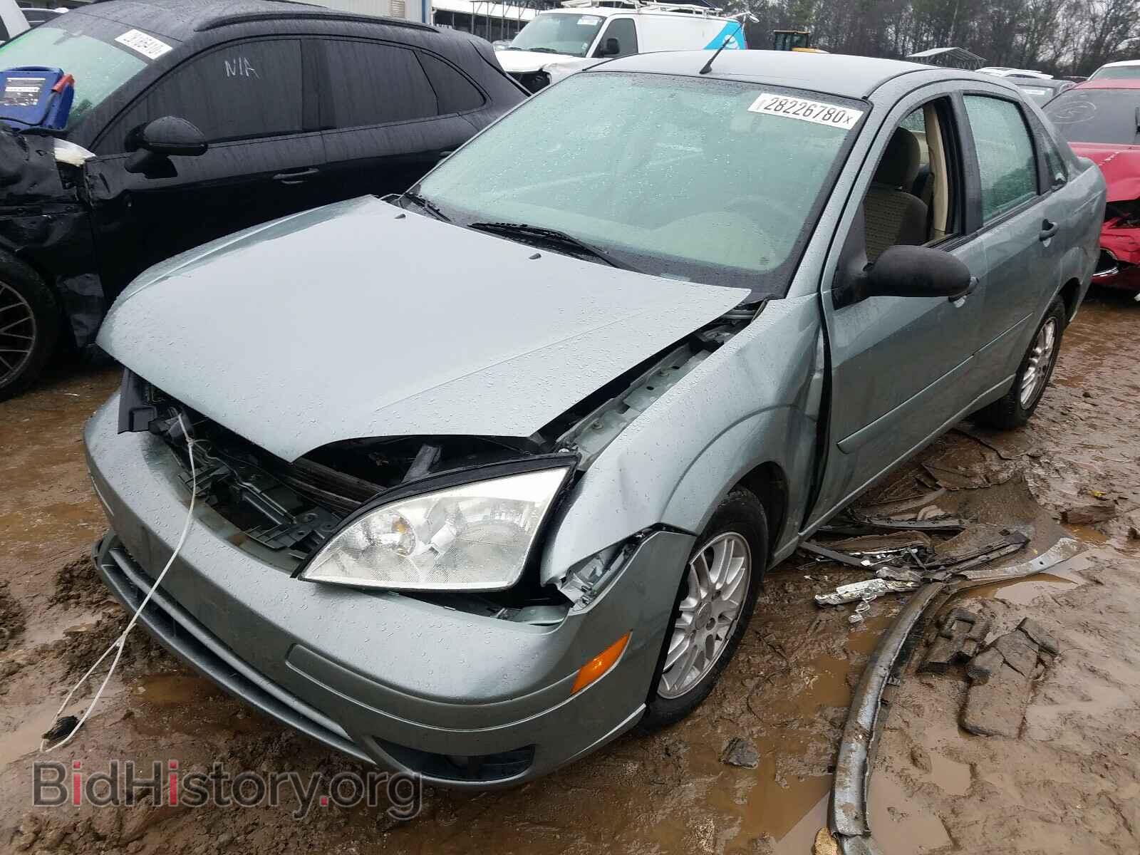 2006 FORD FOCUS - VIN: 1FAFP34N16W227402 - Фото 2