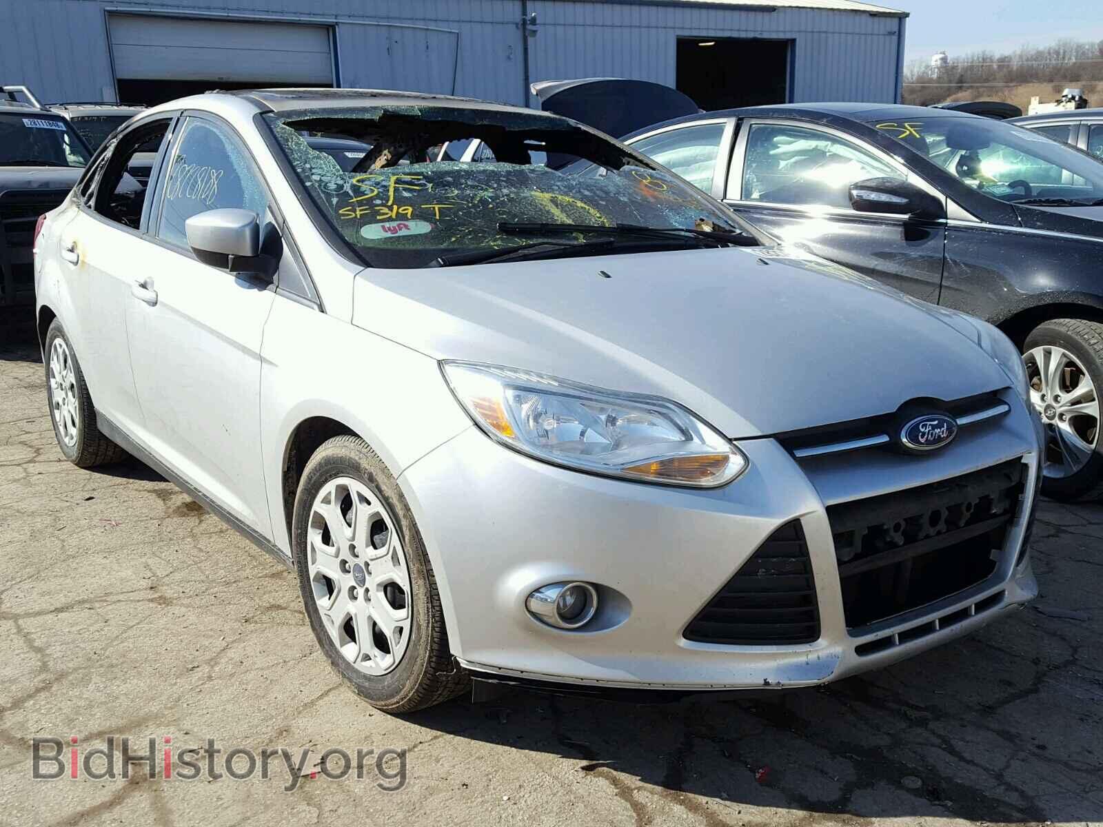 Photo 1FAHP3F24CL414139 - FORD FOCUS 2012