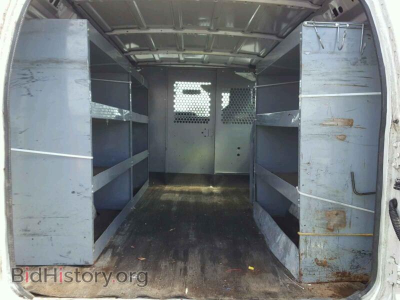 2010 Ford ECONOLINE (VIN 1FTNE2EW0ADA24941) — фото 6 из 10