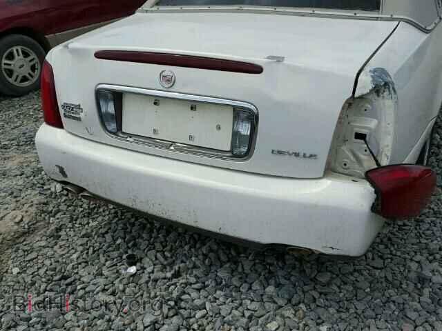 2004 CADILLAC DEVILLE - VIN: 1G6KD54Y64U183108 - Photo 9