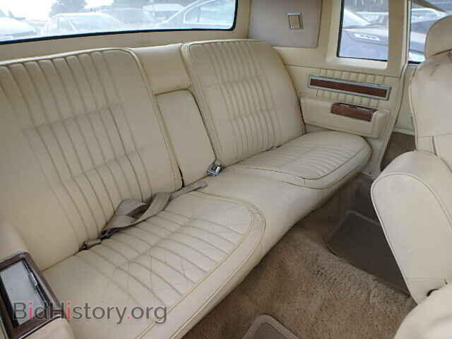1982 CADILLAC DEVILLE - VIN: 1G6AD4780C9162189 - Фото 6