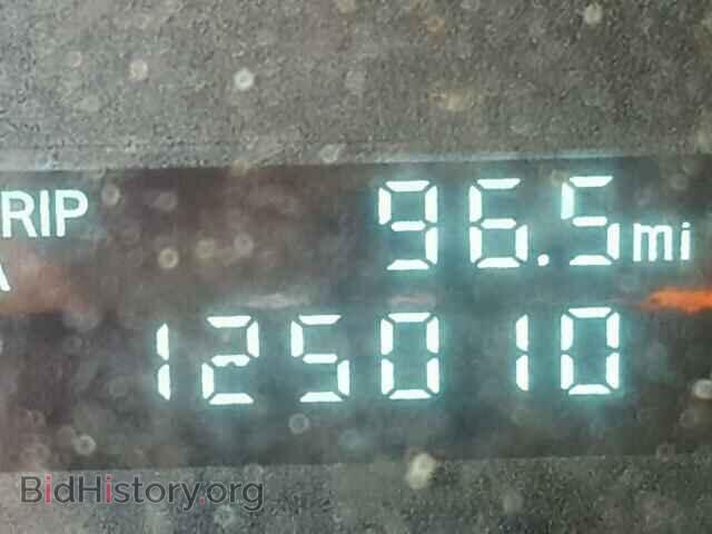 2008 FORD FOCUS - VIN: 1FAHP32N88W132172 - Фото 8