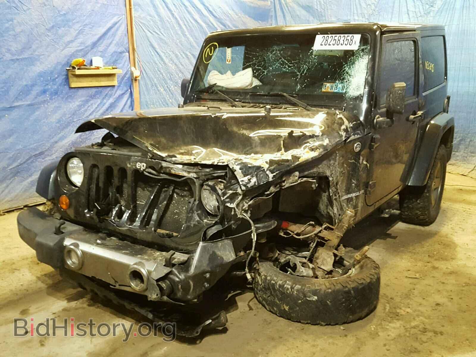 2011 JEEP WRANGLER - VIN: 1J4AA2D15BL625666 - Фото 2