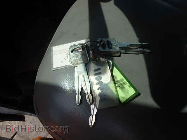2000 FORD ECONOLINE - VIN: 1FTNE24L3YHB50740 - Photo 10